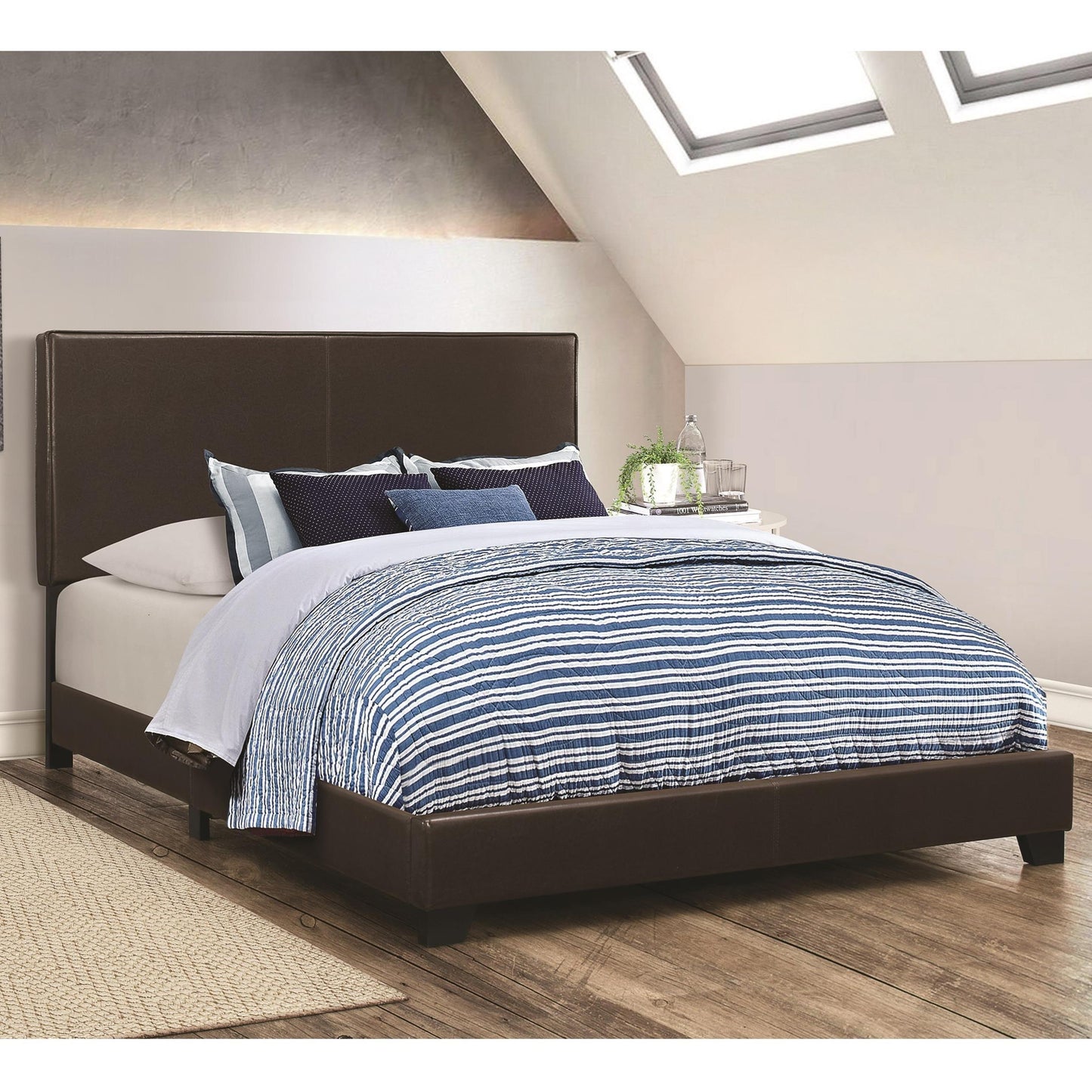 Coaster Furniture Dorian 300762F Faux Leather Upholstered Full Panel Bed - Brown IMAGE 1