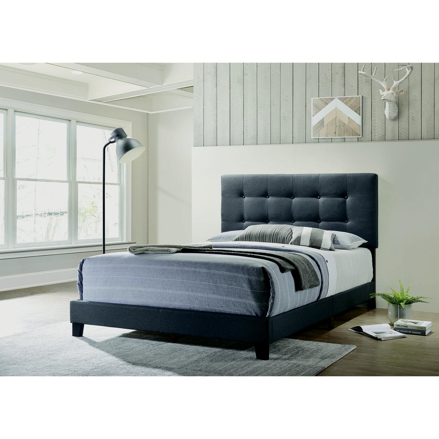 Coaster Furniture Mapes 305746Q Upholstered Queen Panel Bed - Charcoal IMAGE 4
