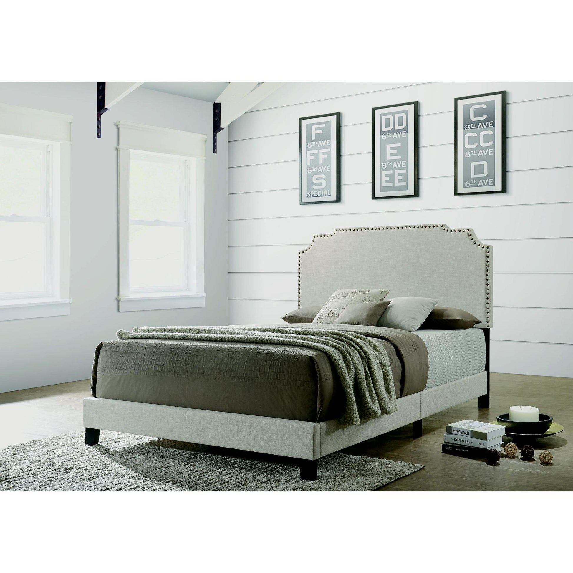 Coaster Furniture Tamarac 310061KE Upholstered Eastern King Panel Bed - Beige IMAGE 4