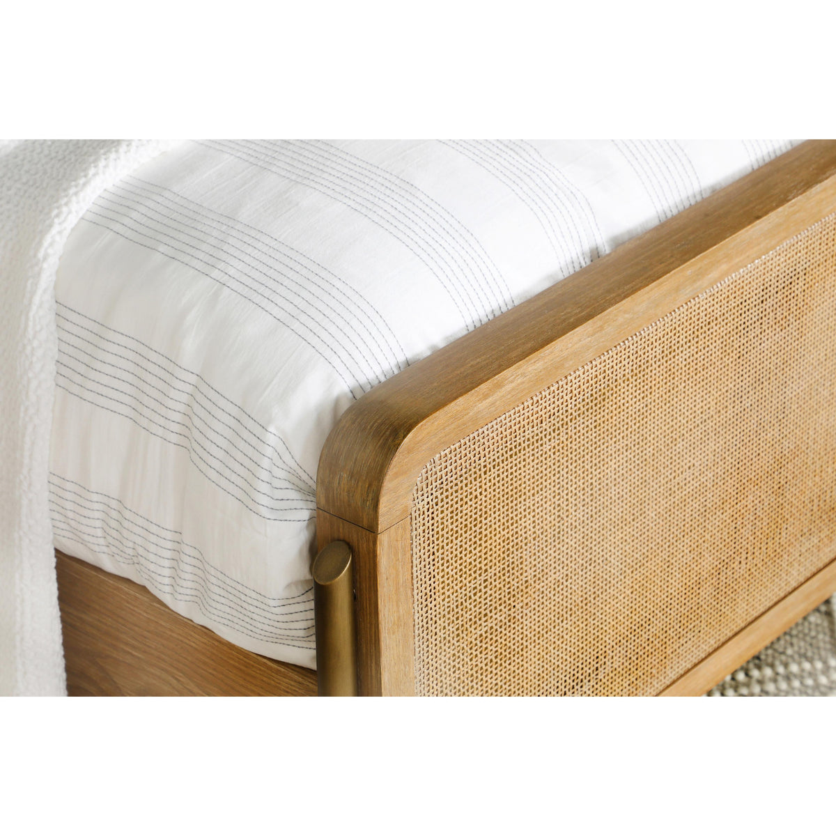 Coaster Furniture Arini 224300Q Rattan Queen Panel Bed - Sand Wash and Natural Cane IMAGE 14
