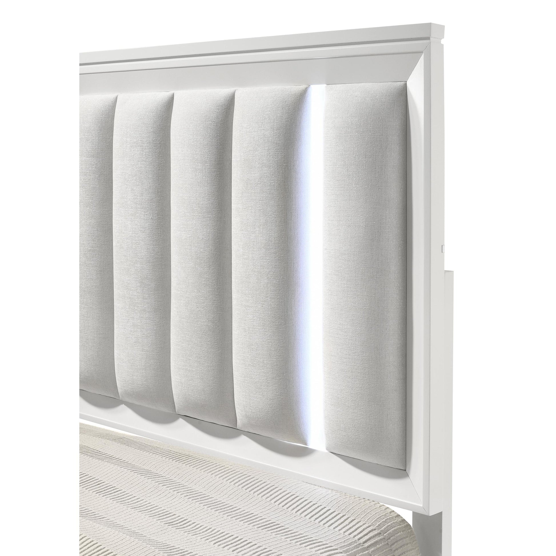 Crown Mark Cressida B7300-Q Queen Bed IMAGE 5