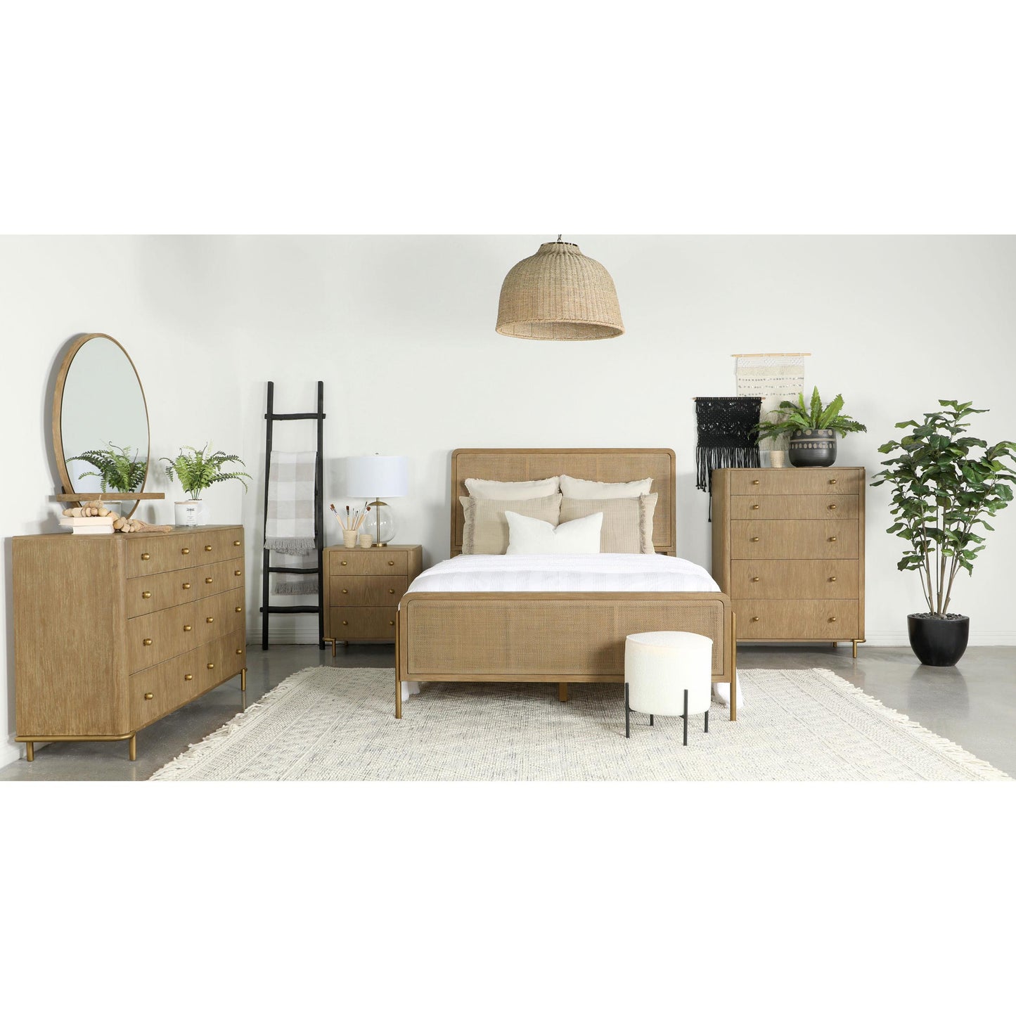 Coaster Furniture Arini 224303M 8-Drawer Dresser with Mirror - Sand Wash IMAGE 8