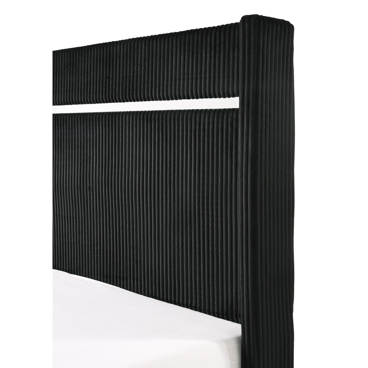 Crown Mark Gennro B9295-Q Queen Bed IMAGE 5