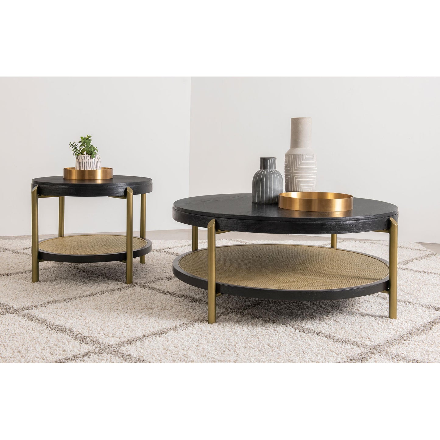 Coaster Furniture Arini 706197 Round Side Table With Storage Shelf - Black IMAGE 11