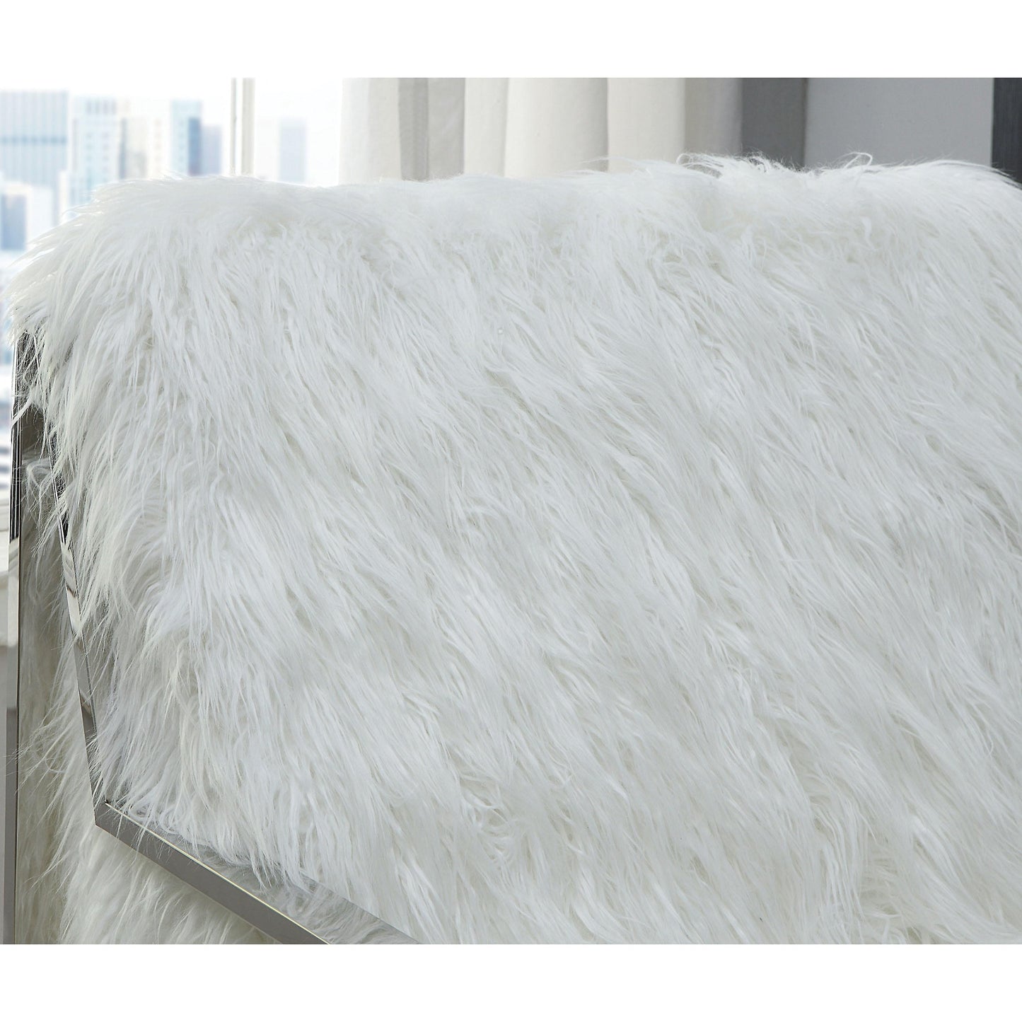  Furniture of America Birr Stationary Faux Fur Accent Chair CM-AC6137WH IMAGE 2