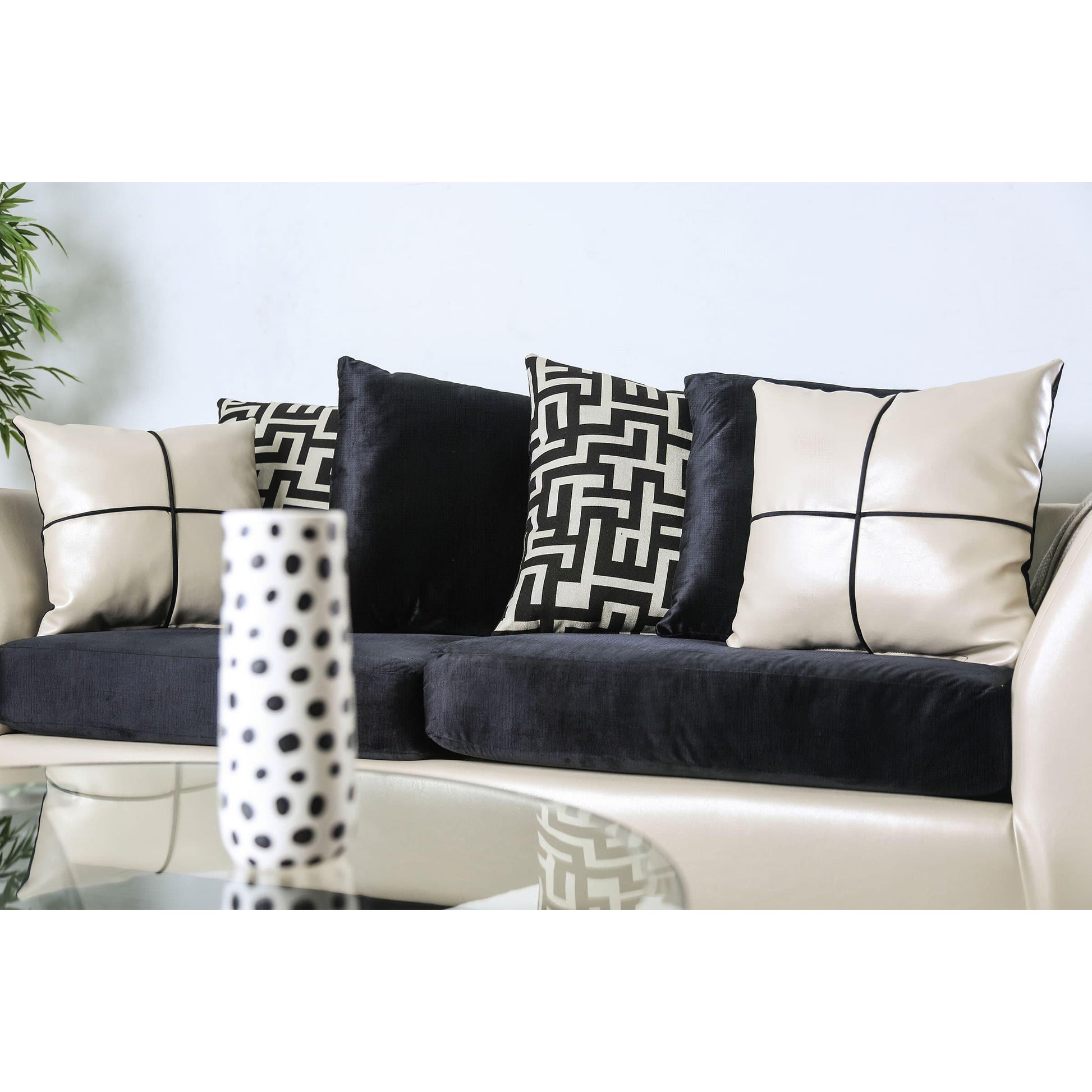  Furniture of America Kaelyn Stationary Leatherette Loveseat SM4070-LV IMAGE 3