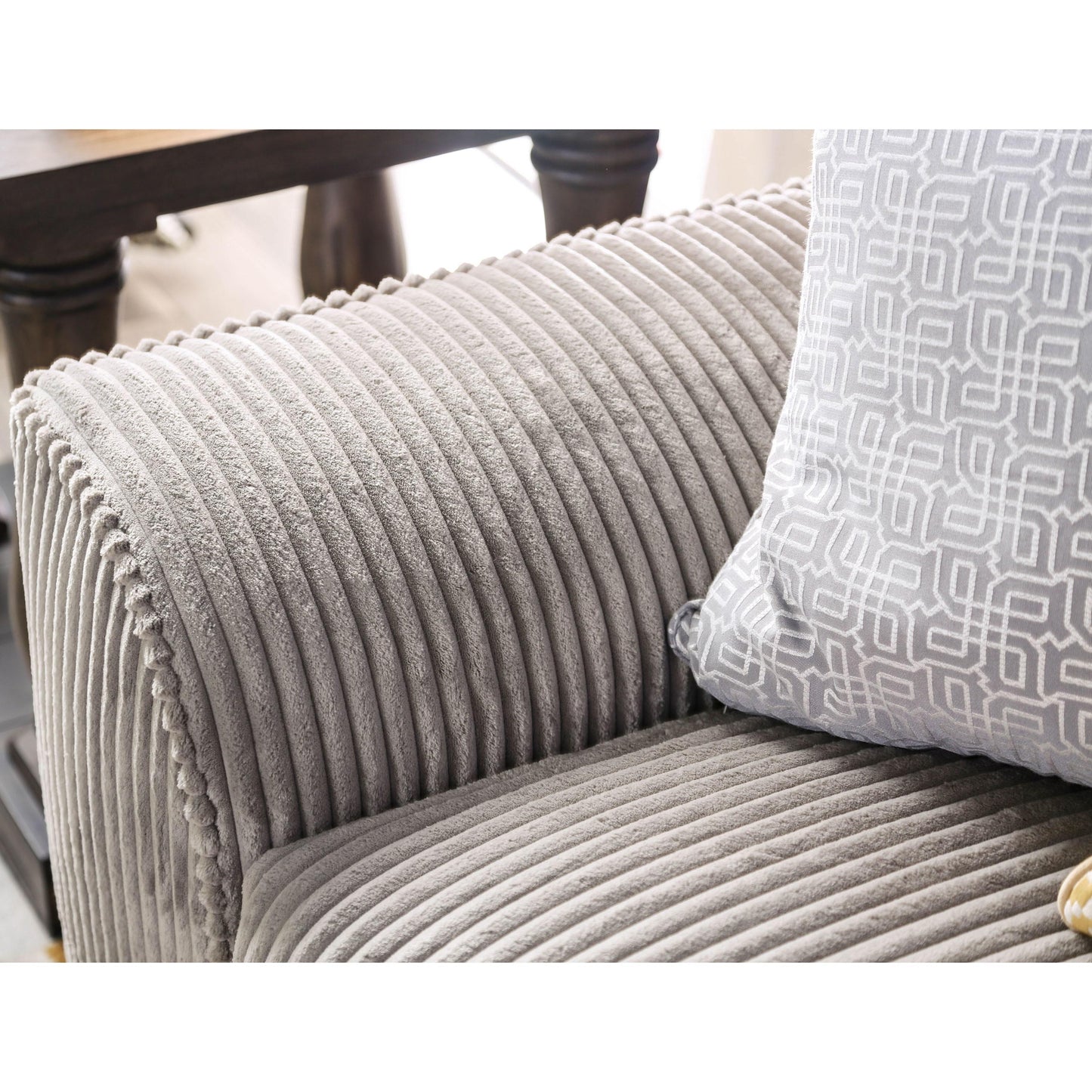 Furniture of America Marjorie Stationary Fabric Sofa SM6217-SF IMAGE 4