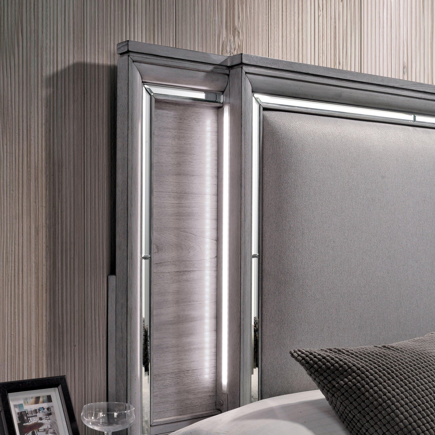  Furniture of America Alanis CM7579EK King Bed IMAGE 2