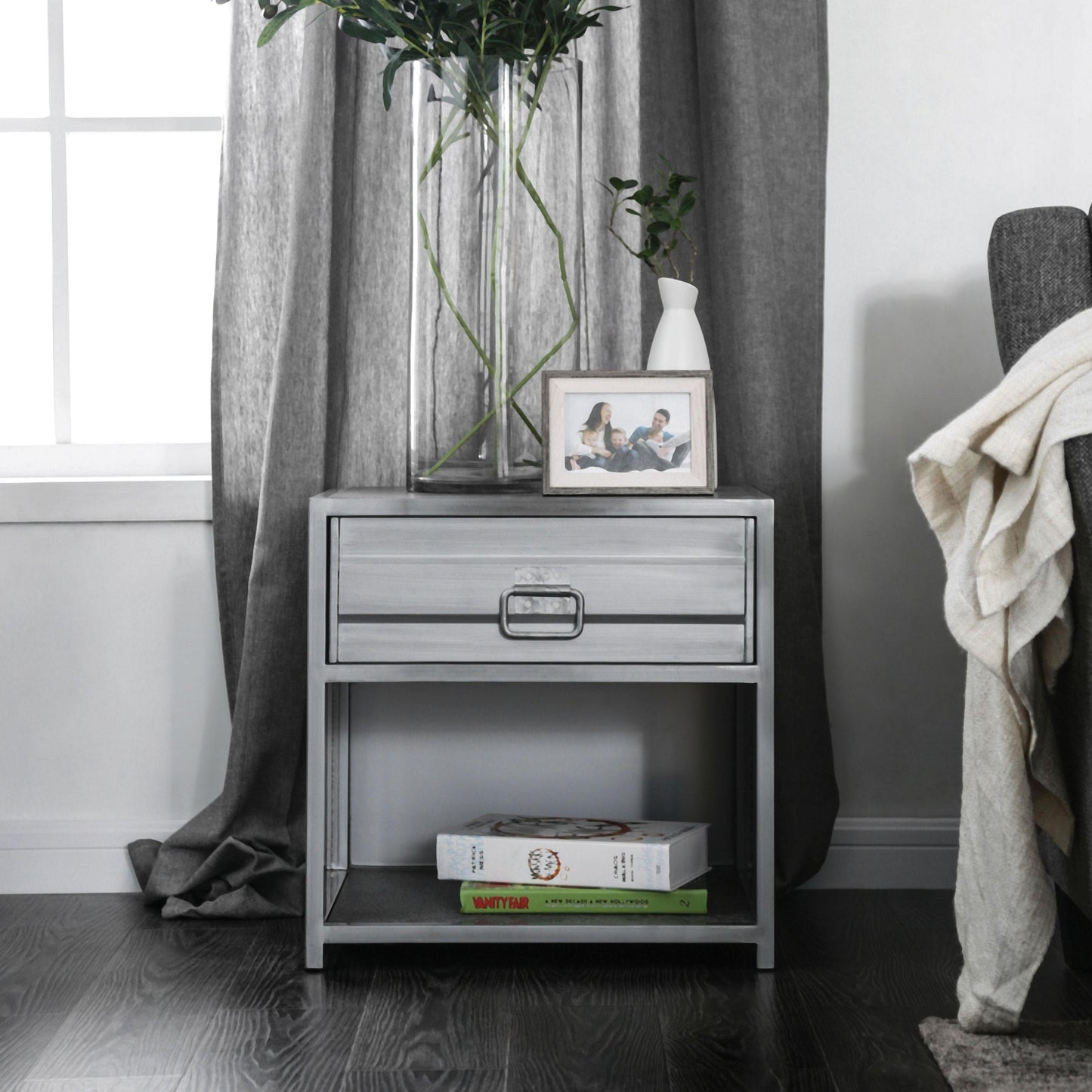 Furniture of America Mccredmond 1-Drawer Nightstand CM7075N IMAGE 4