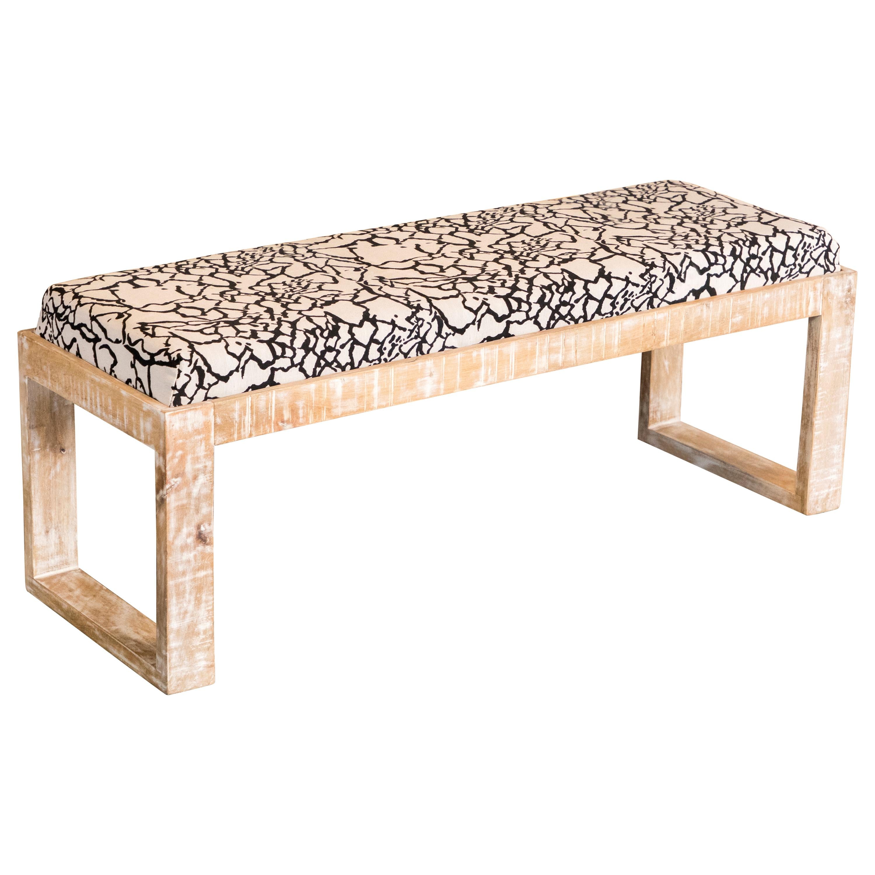 Coaster Furniture Aiden 914138 Fabric Upholstered Accent Bench - Distressed White IMAGE 1