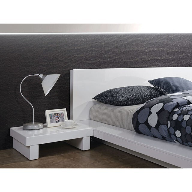  Furniture of America Christie California King Bed CM7540WH-CK-BED IMAGE 2