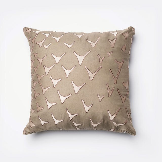  Furniture of America Decorative Pillows Decorative Pillows PL4101-PK IMAGE 2