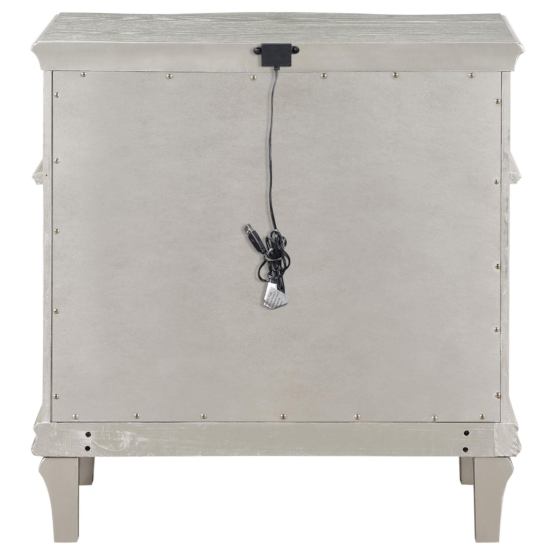Coaster Furniture Evangeline 223392 3-Drawer Nightstand - Silver Oak IMAGE 6