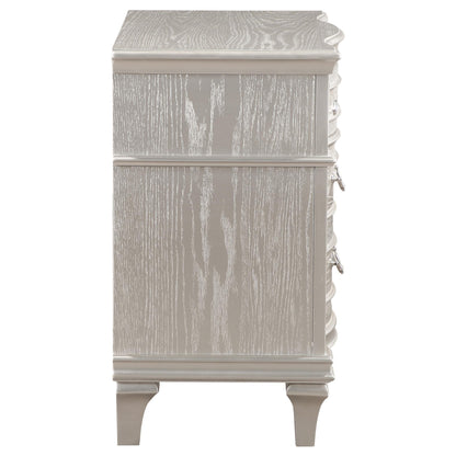 Coaster Furniture Evangeline 223392 3-Drawer Nightstand - Silver Oak IMAGE 8