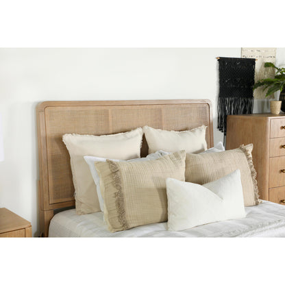 Coaster Furniture Arini 224300Q Rattan Queen Panel Bed - Sand Wash and Natural Cane IMAGE 13
