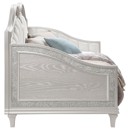 Coaster Furniture Evangeline 360121 Upholstered Twin DayBed - Silver Oak IMAGE 10