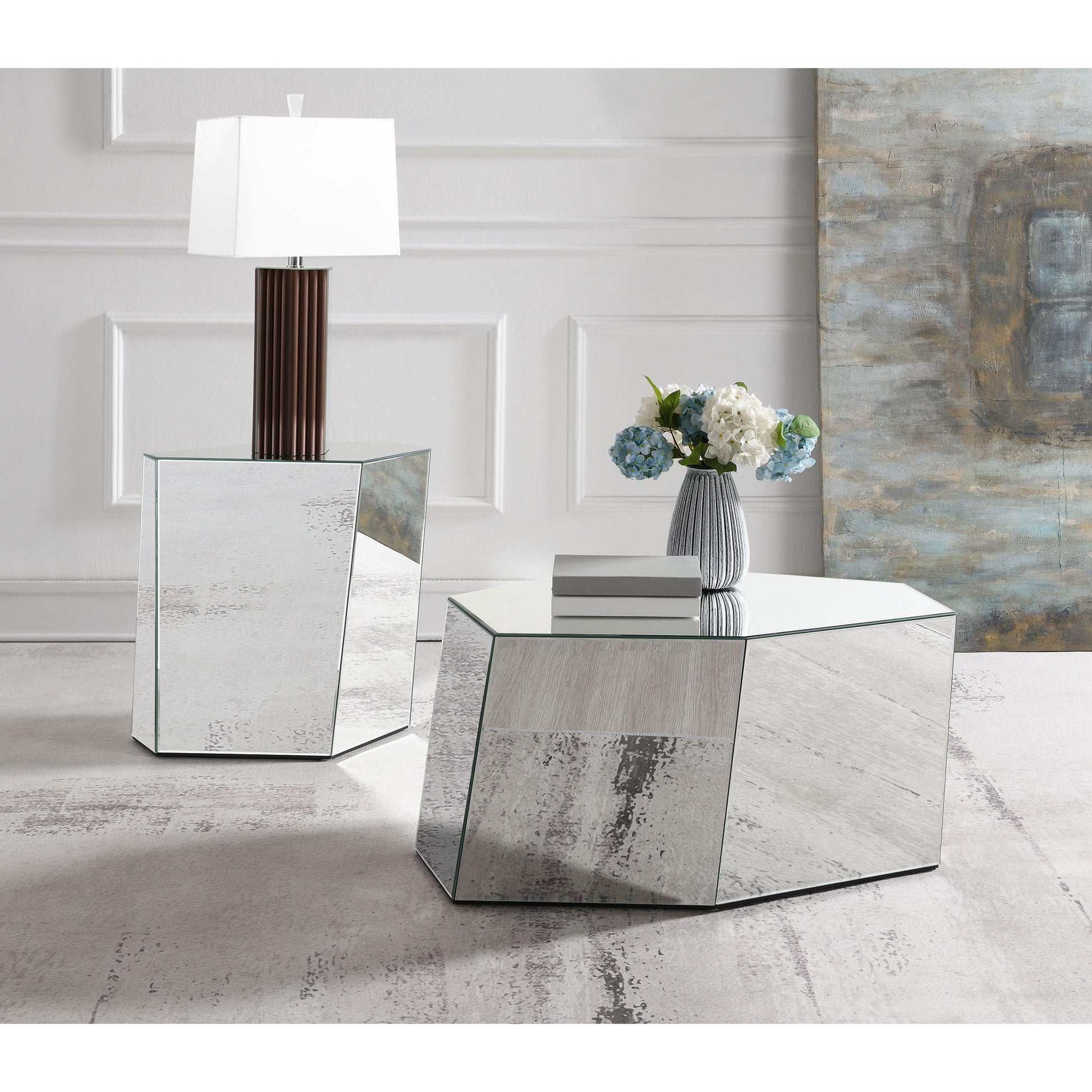 Coaster Furniture Capella 710447 Mirrored Abstract Geometric End Table - Silver IMAGE 6