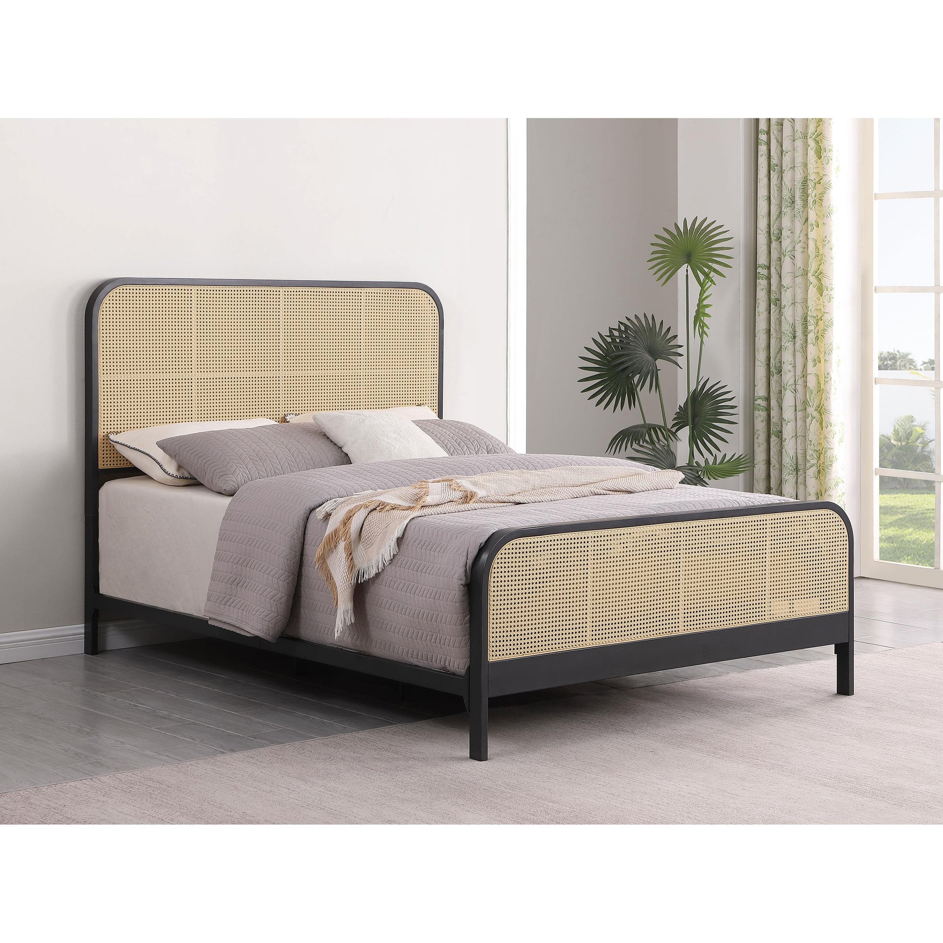 Coaster Furniture Lanewood 360250Q Open Cane Webbing Metal Queen Bed - Black IMAGE 8