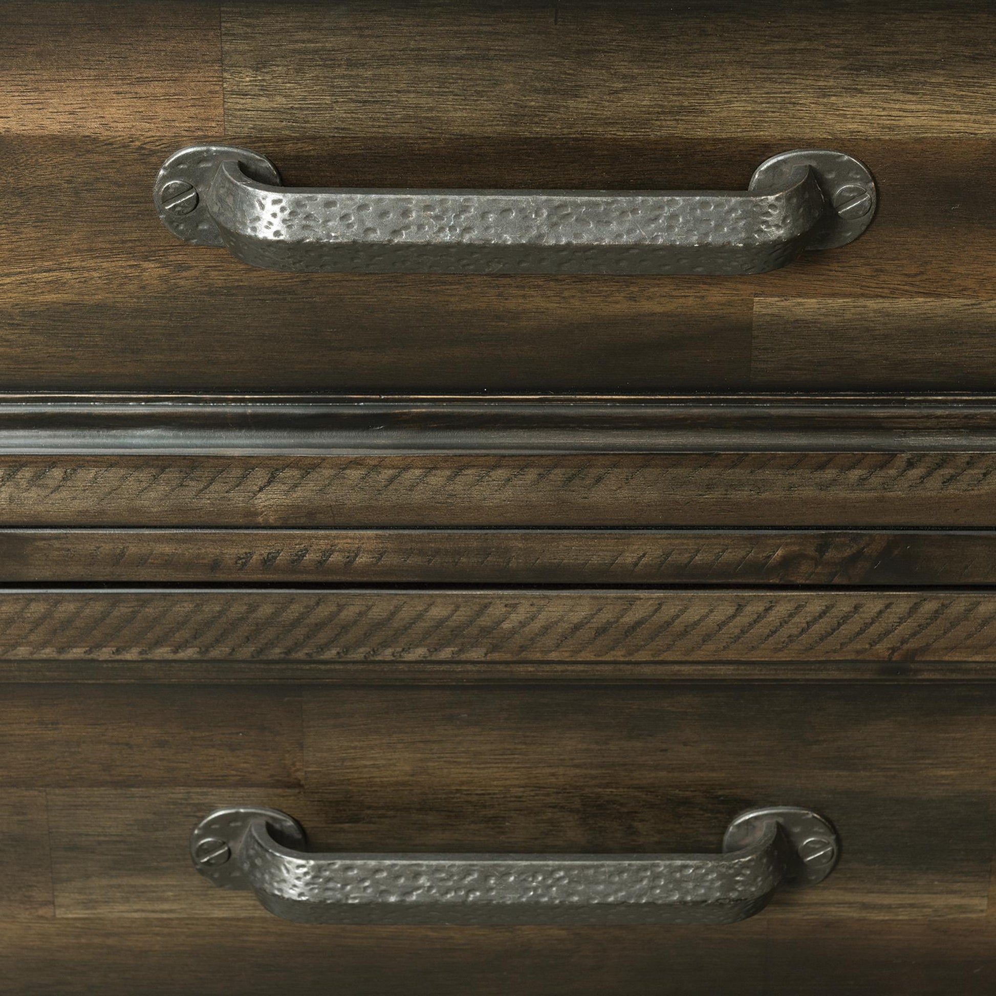  Elements International McCoy B-10530-5-CH 5-Drawer Chest IMAGE 8