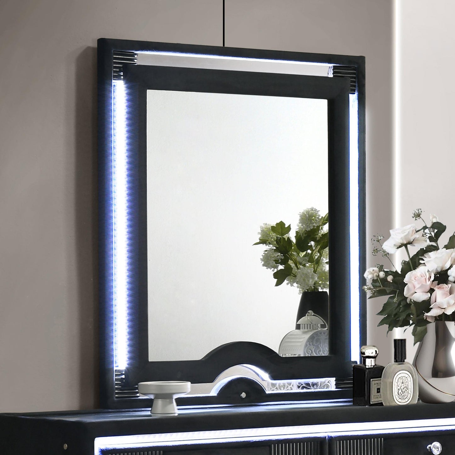  Coaster Furniture Ravenne 223194 Velvet Upholstered LED Dresser Mirror - Black IMAGE 3