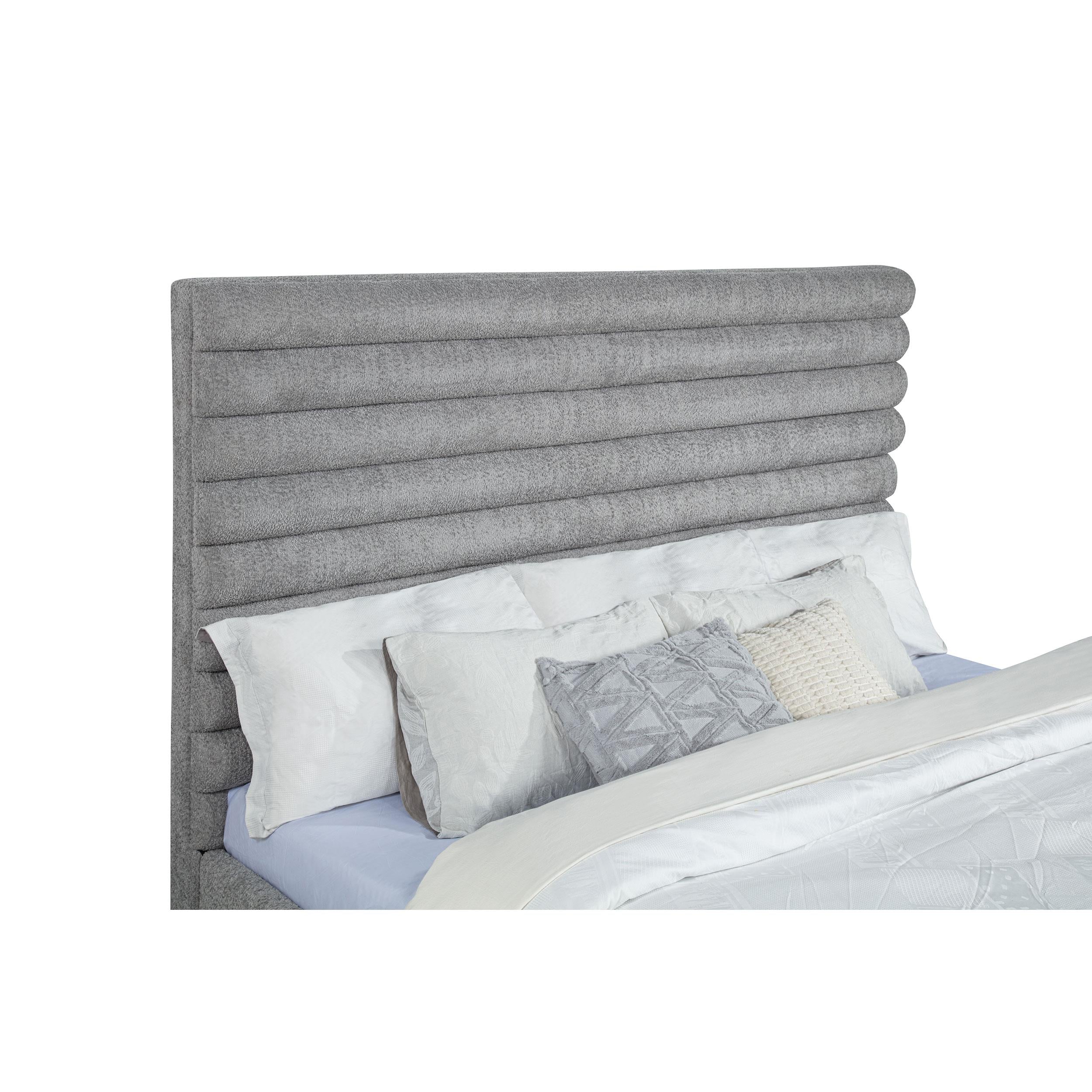  Coaster Furniture Patricia 300719KE 58-inch Boucle Upholstered Eastern King Bed - Grey IMAGE 1