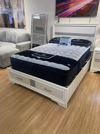 Miranda white full platform bed with glitter accent headboard