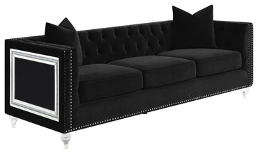 Delilah Collection